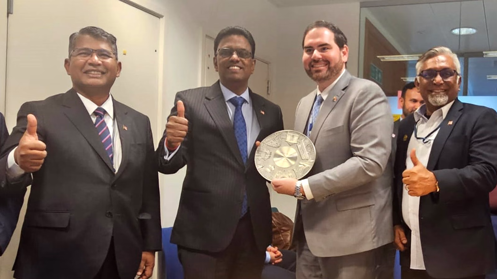 OMI-34a_PPT-Malasia-DEST-es